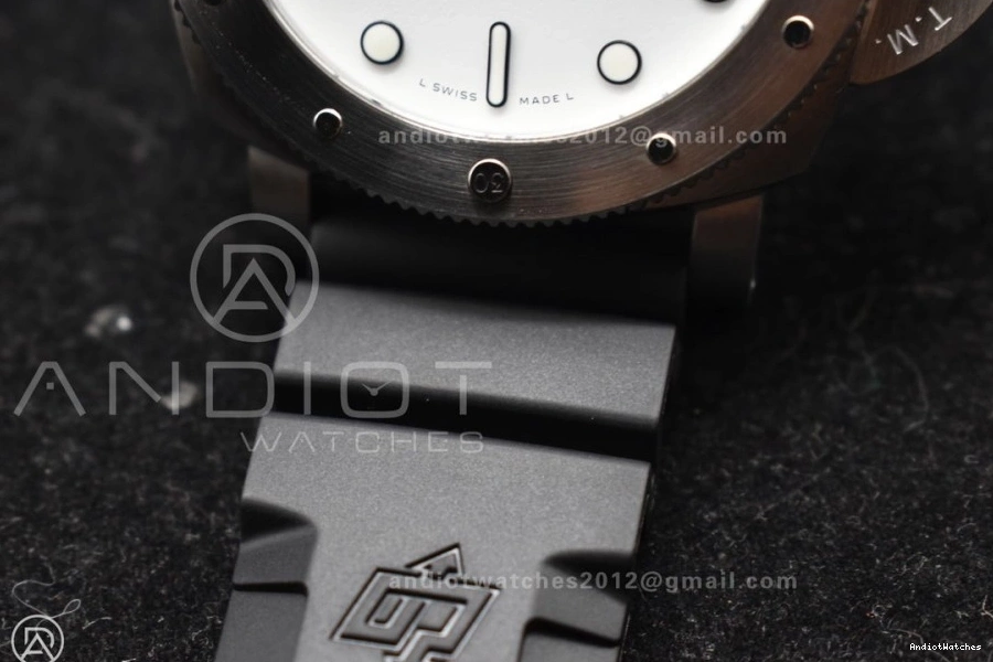 Submersible P White MoistureWicking Best Edition PAM2223 990 VSF Dial Strap 42mm Black on Rubber 0319